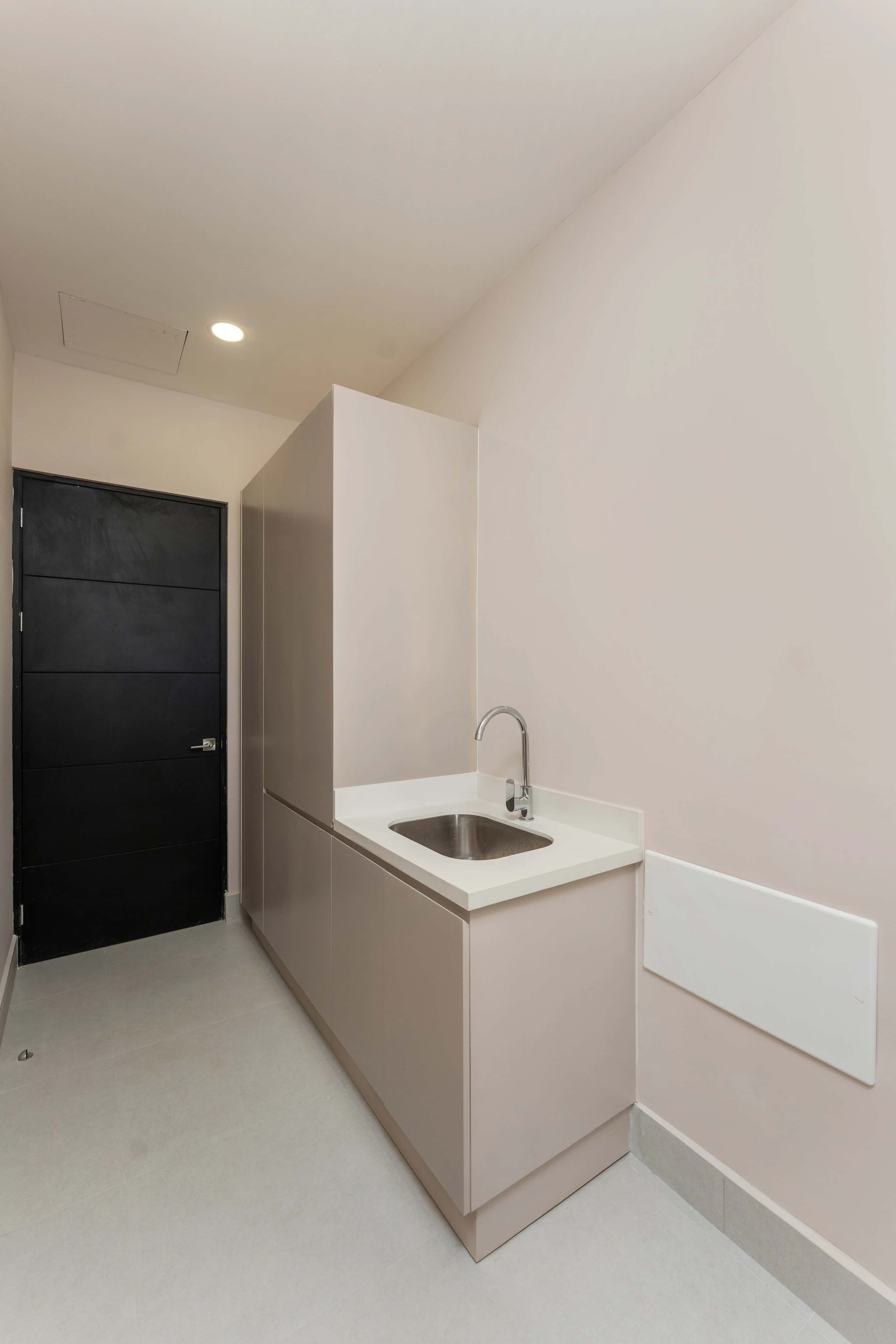 House 03 - Image 16
