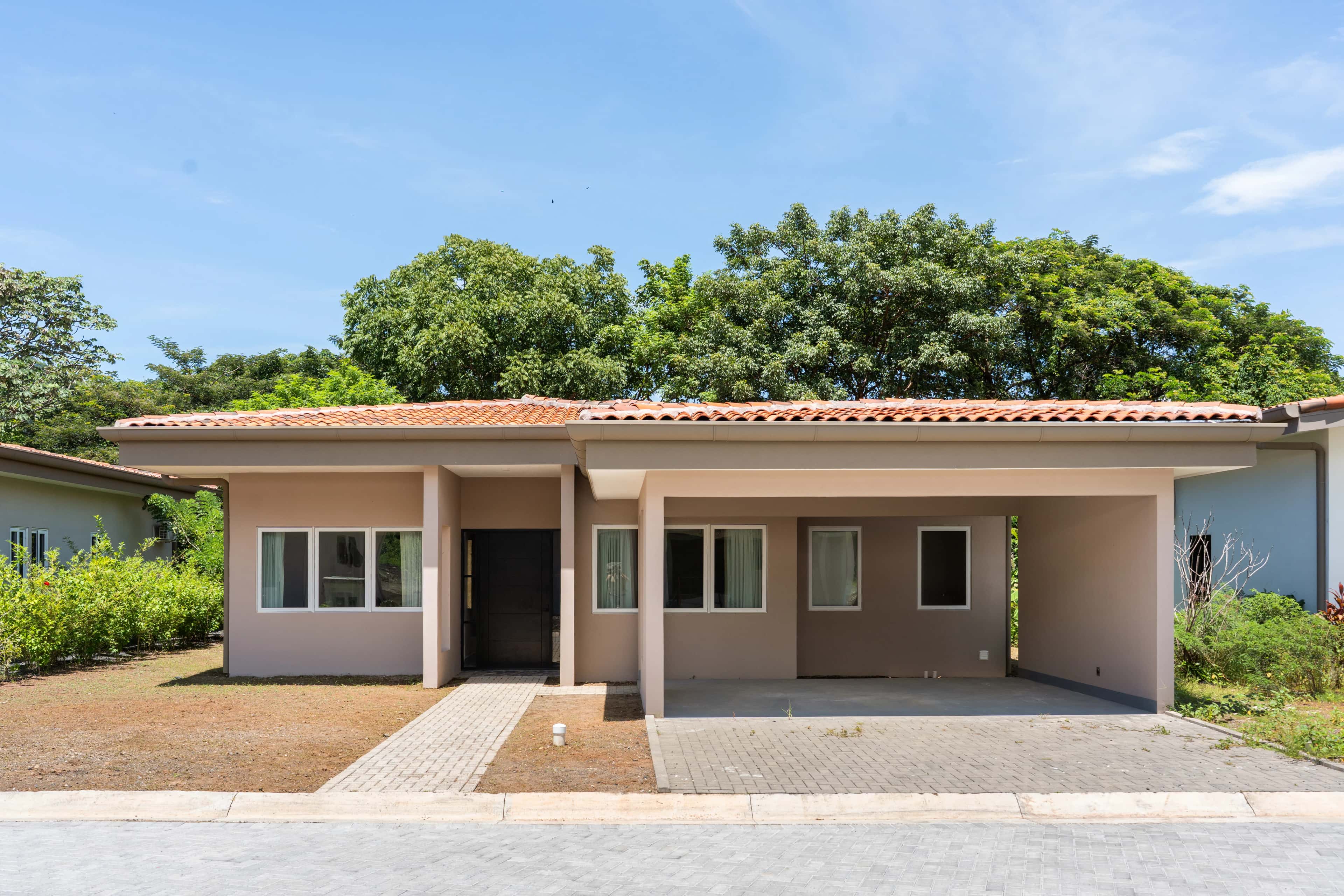 House 03 - Image 34
