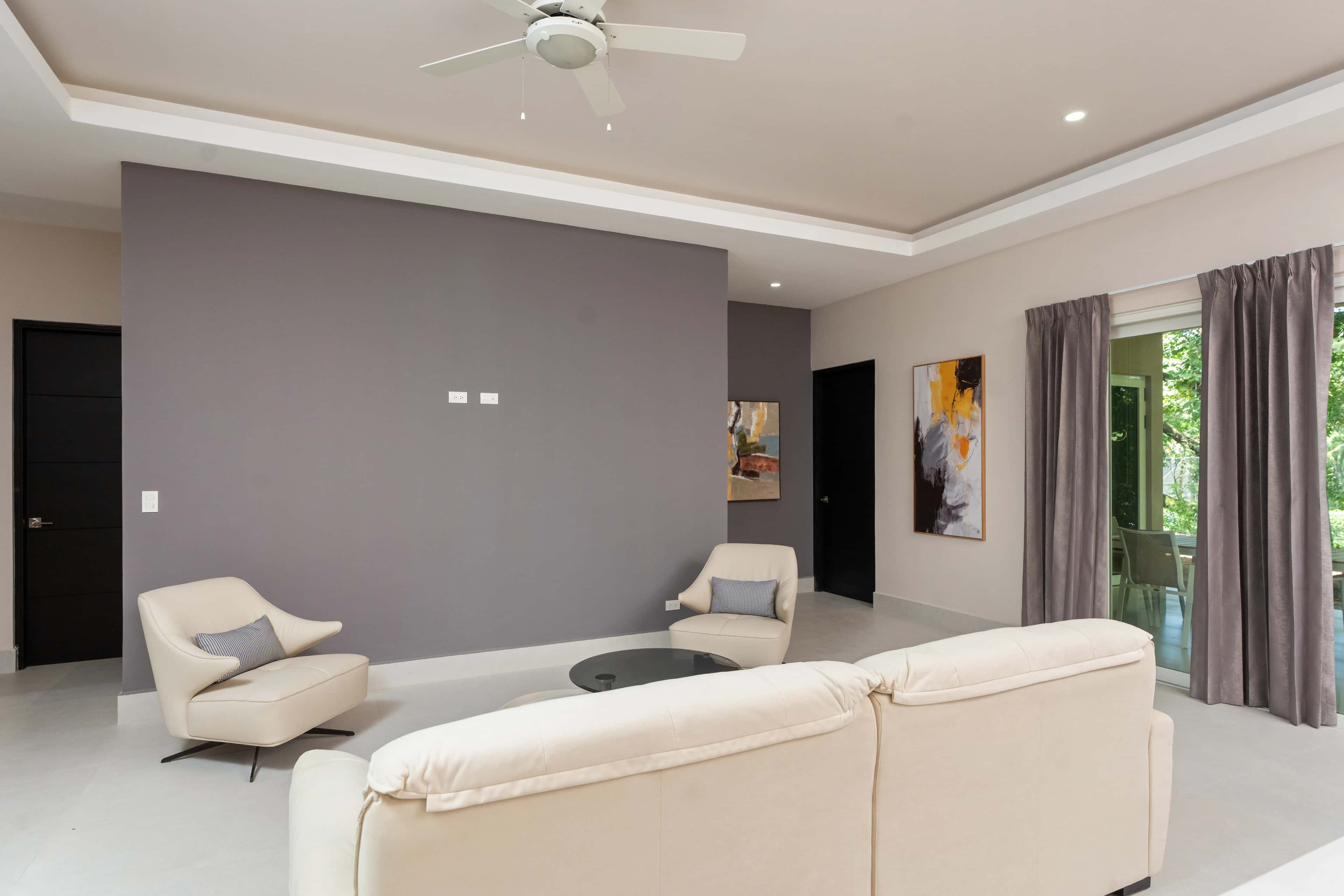 House 03 - Image 38