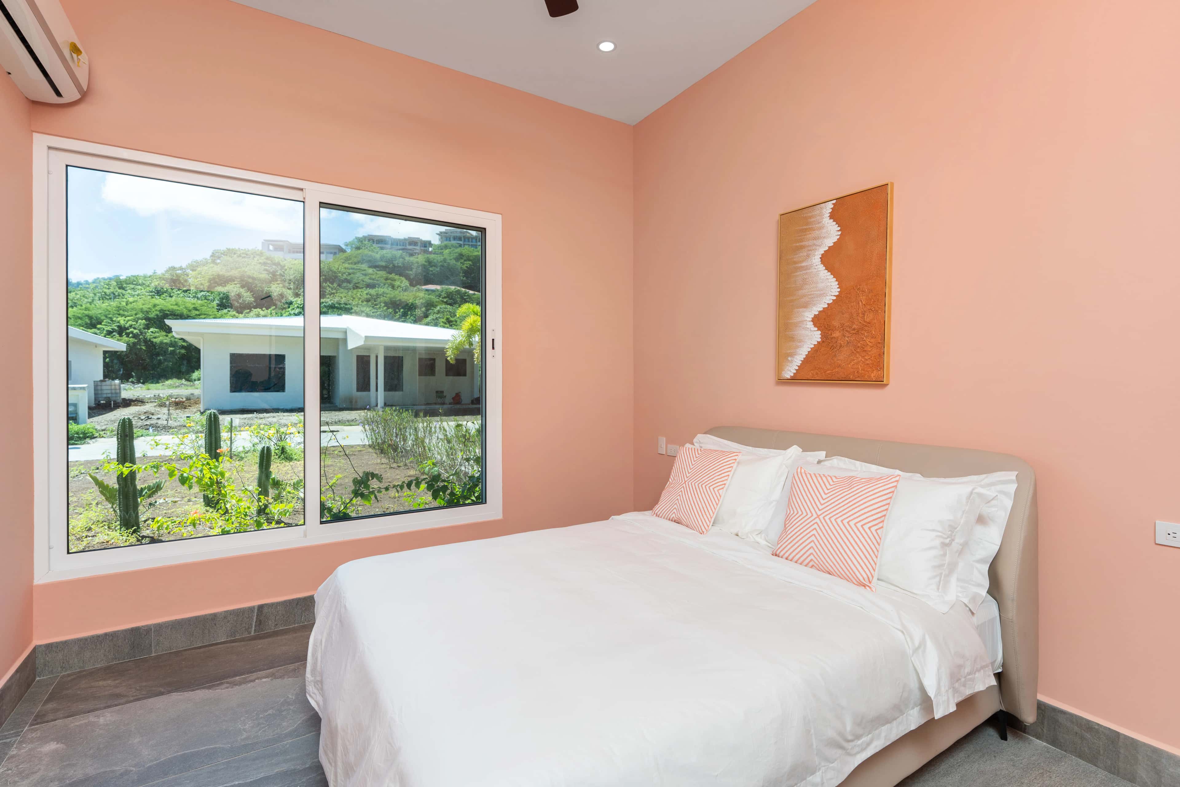 House 04 - Image 6