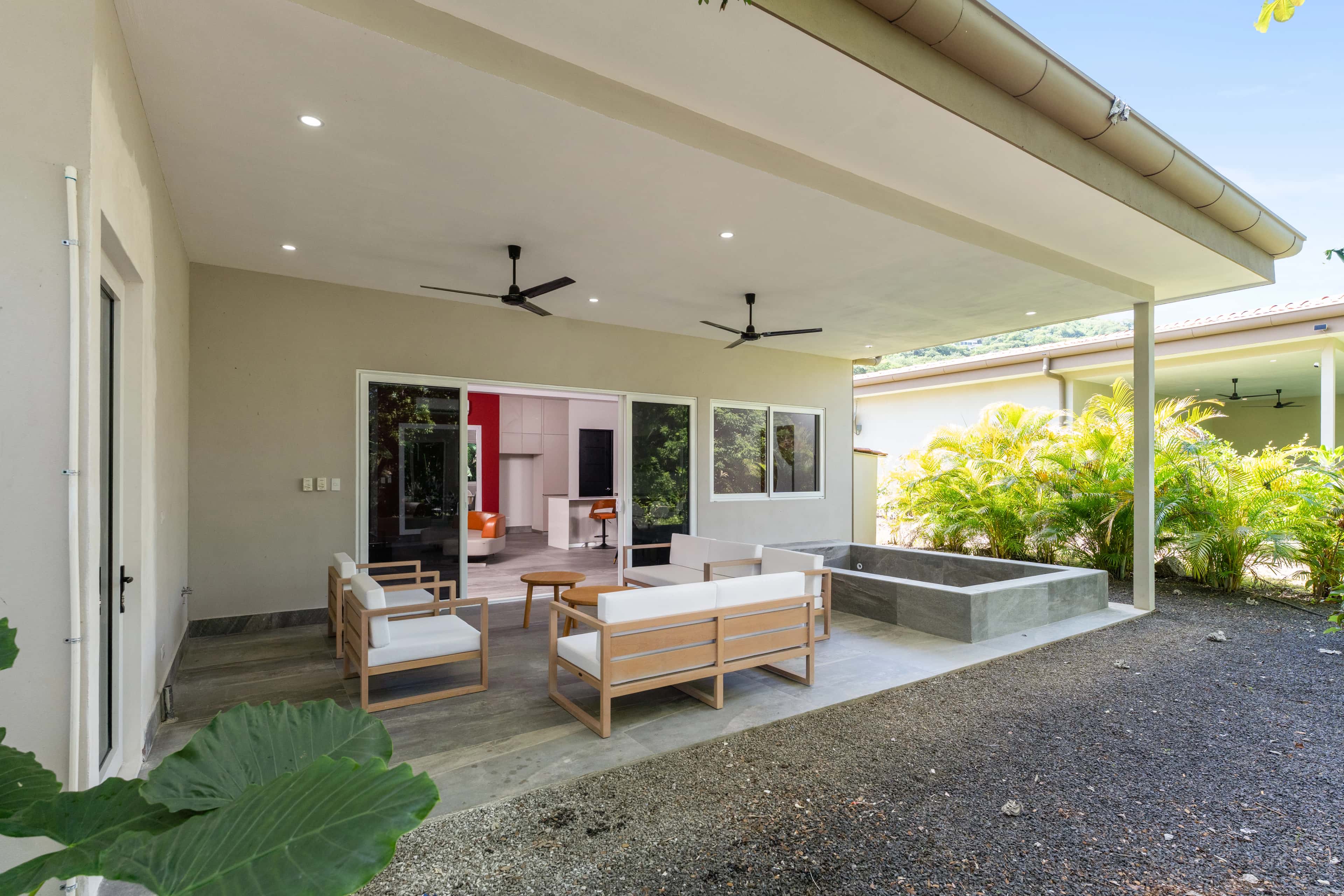 House 04 - Image 17
