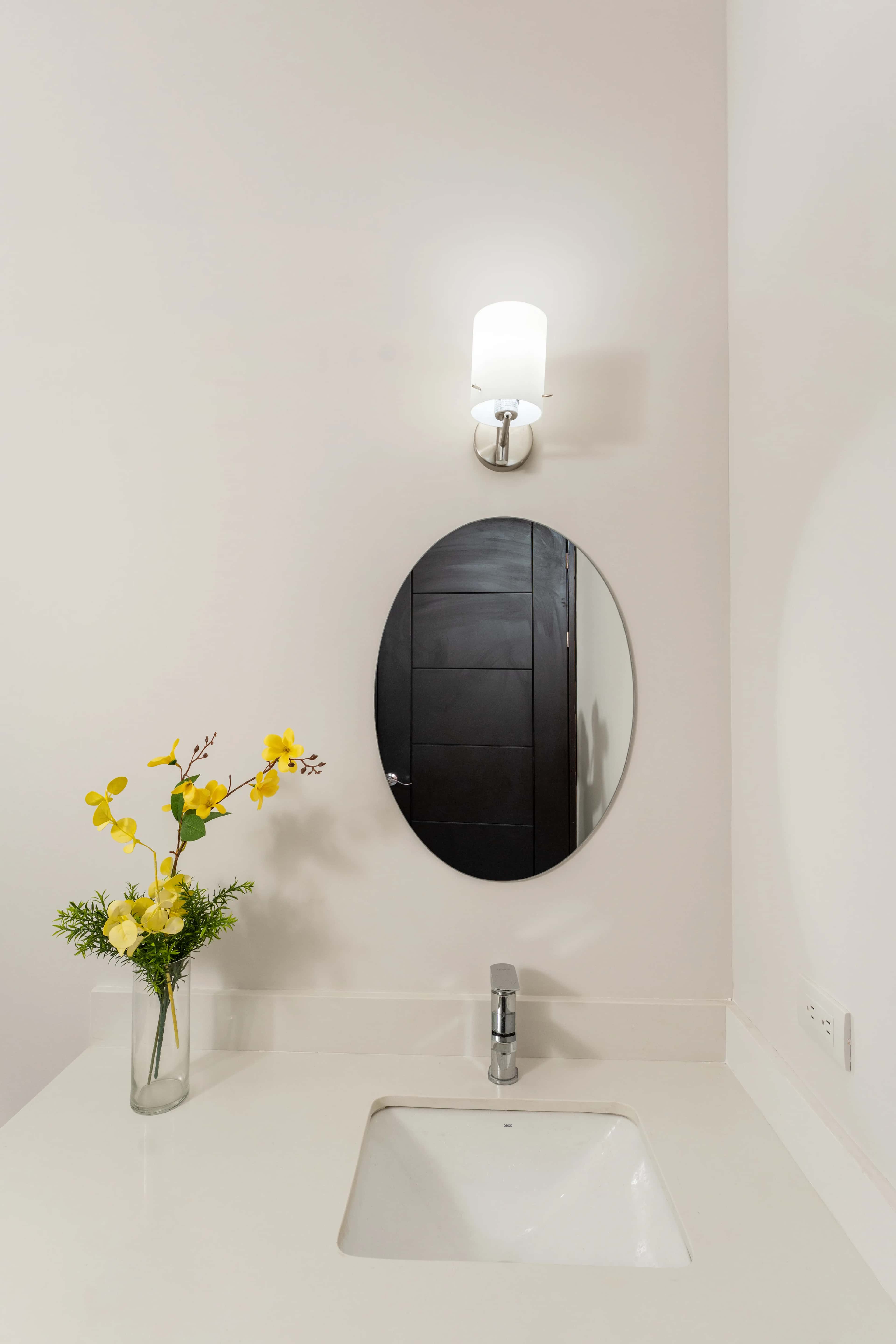 House 04 - Image 31