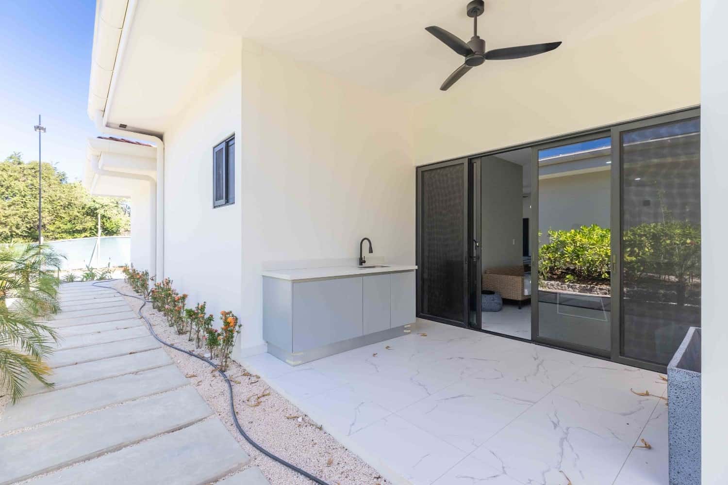 House 18 - Image 16