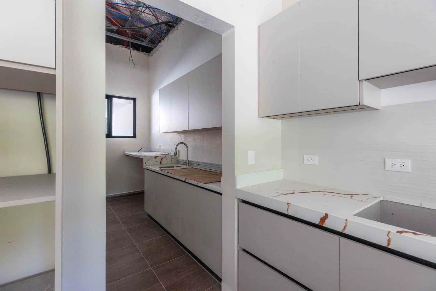 House 21 - Image 4