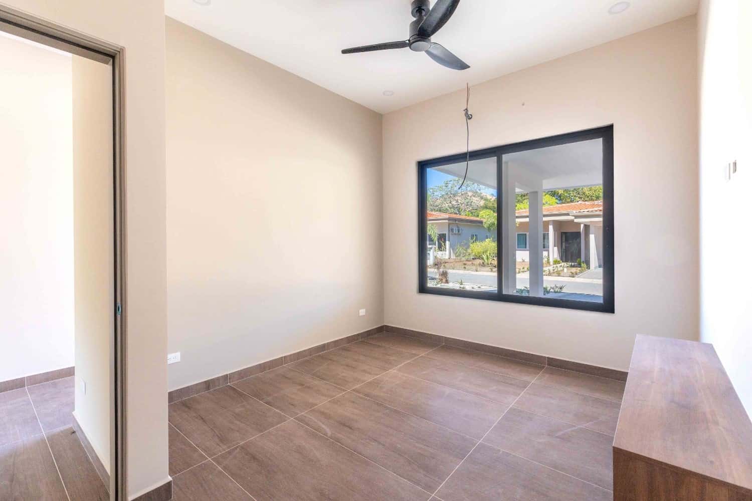 House 21 - Image 5