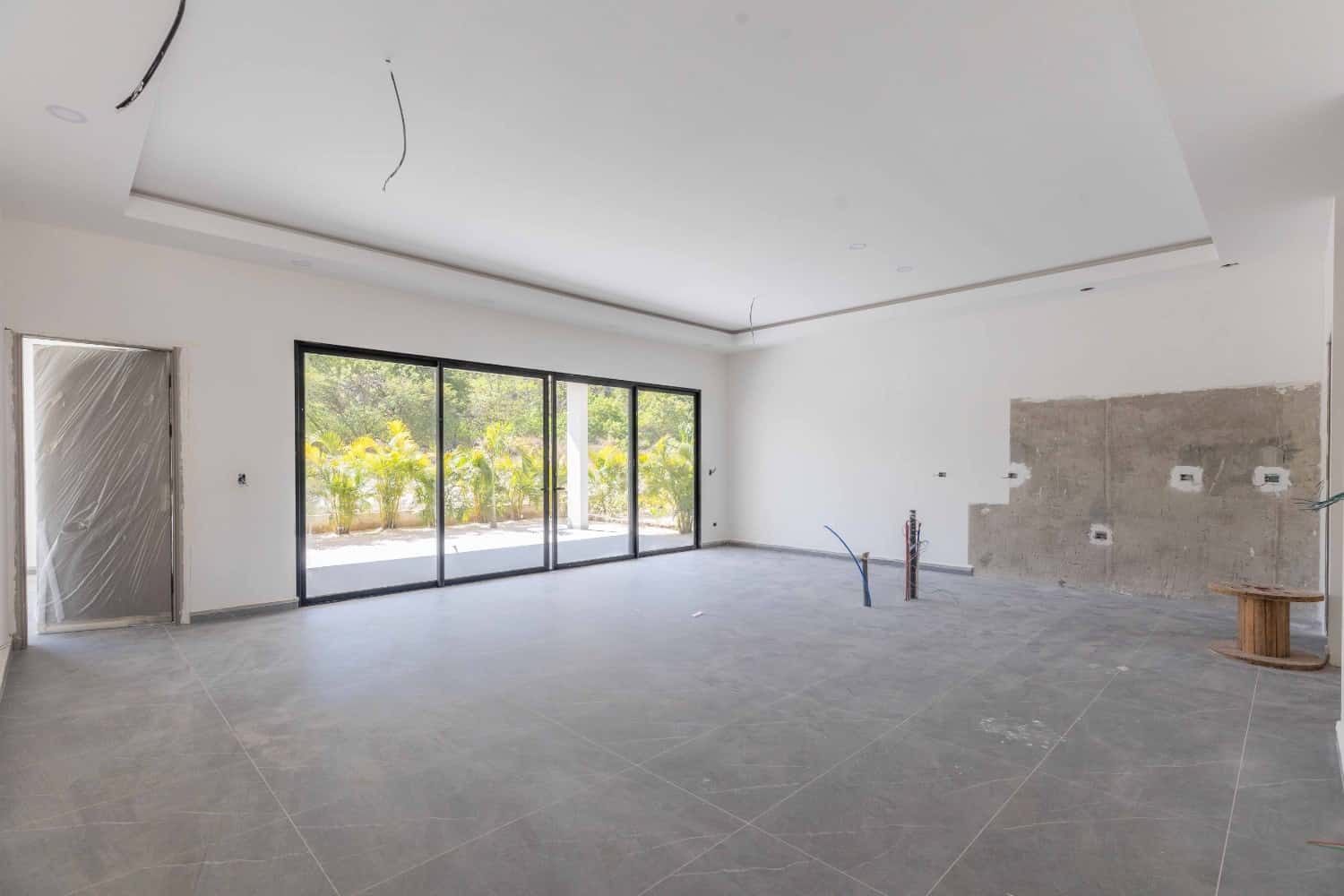 House 22 - Image 2
