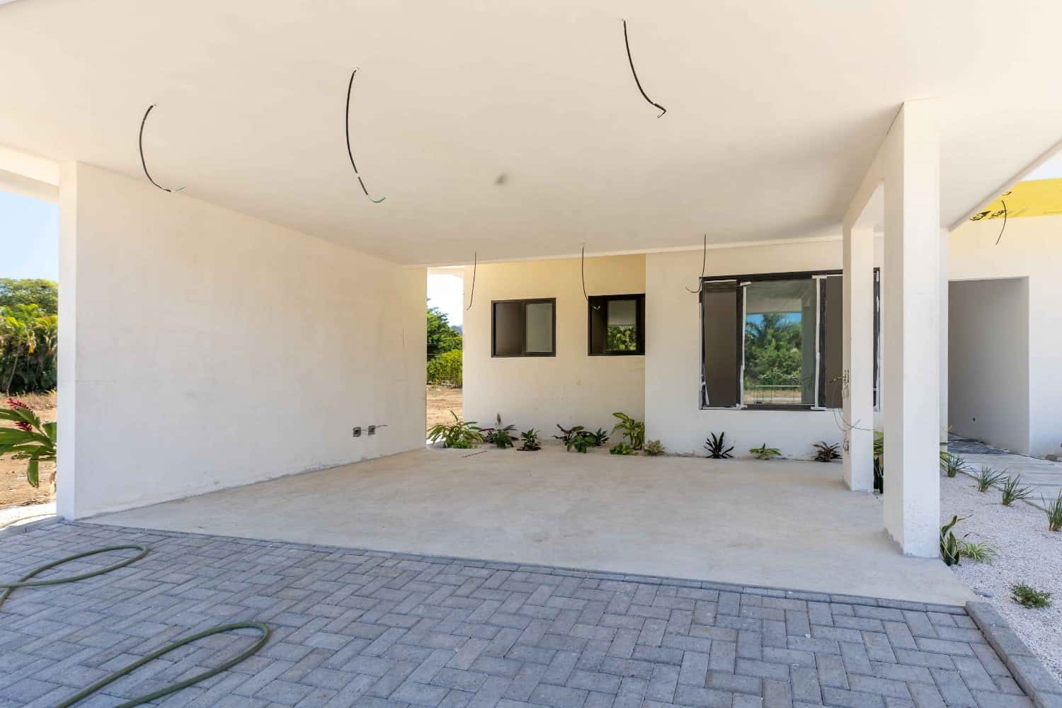 House 23 - Image 4