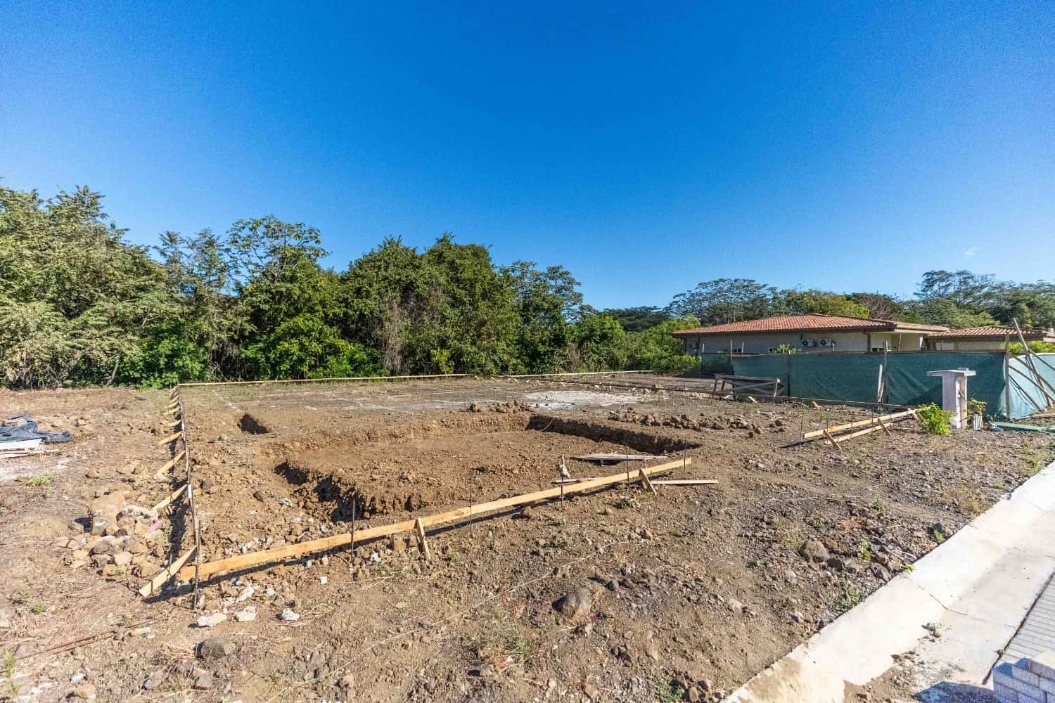 Lot 07 - Image 1
