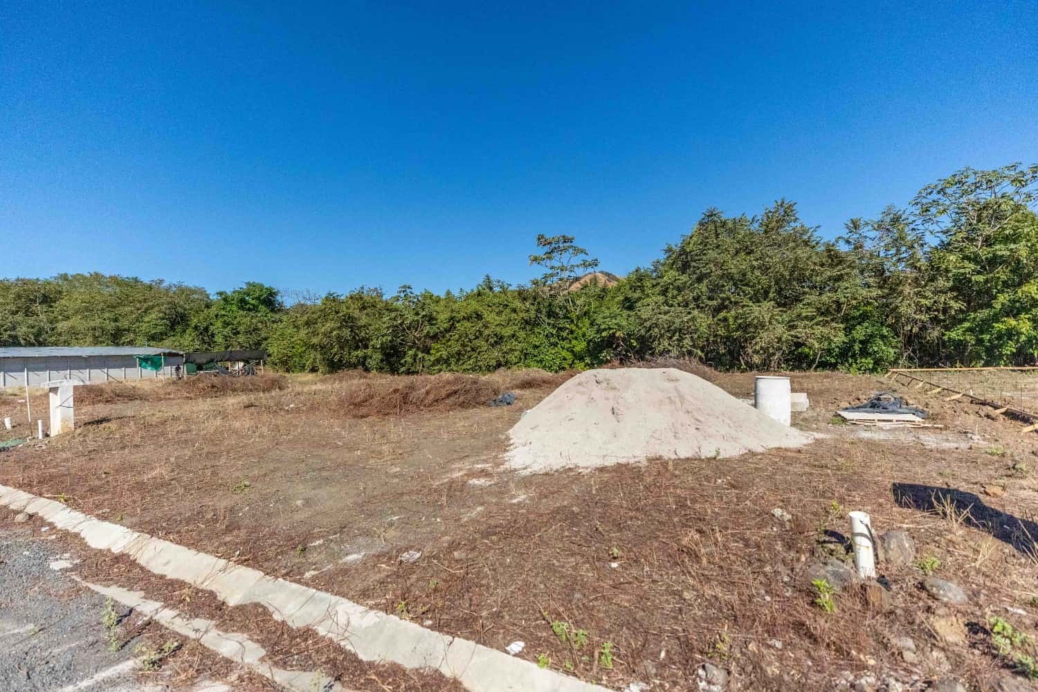 Lot 08 - Image 2