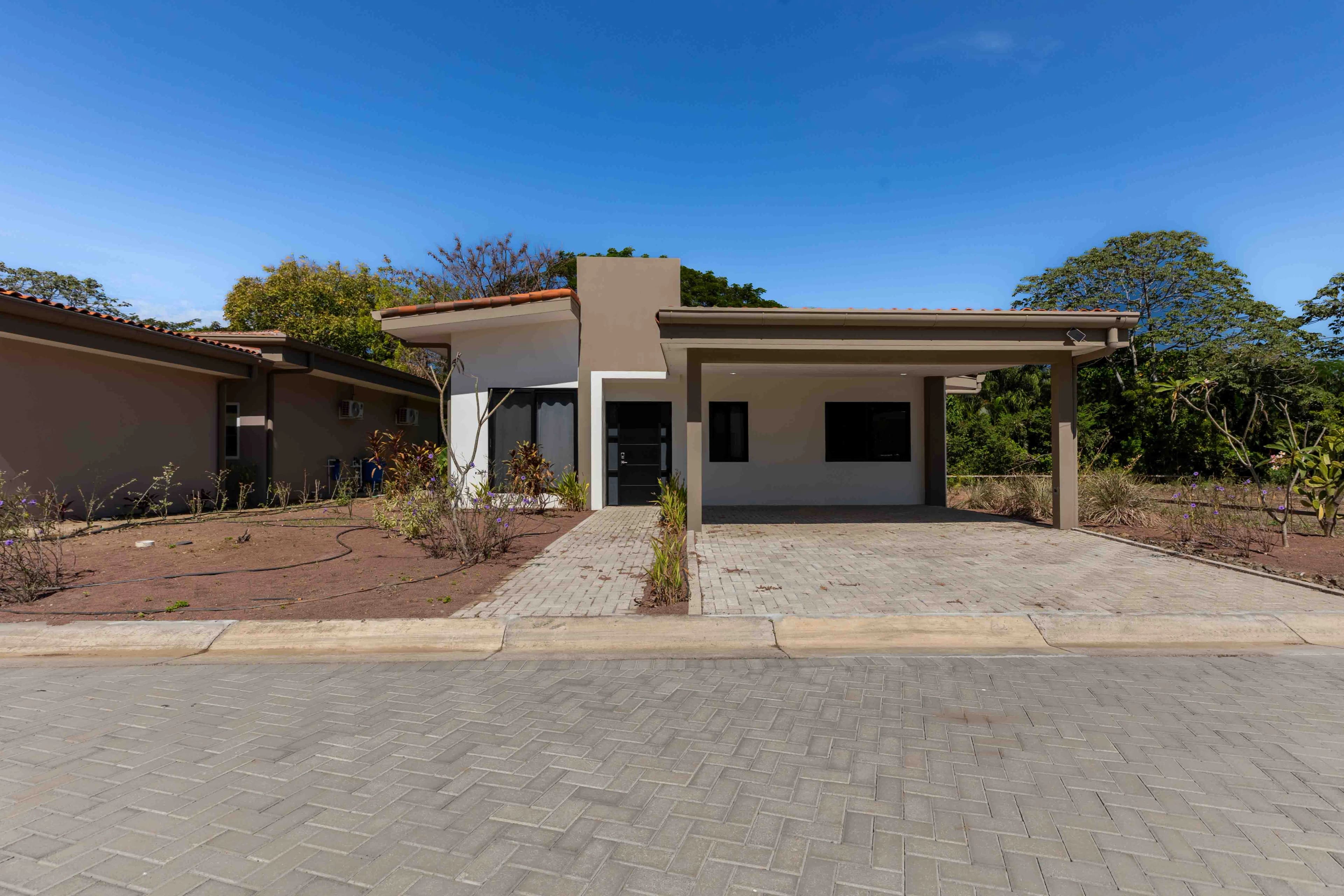 Lot 02